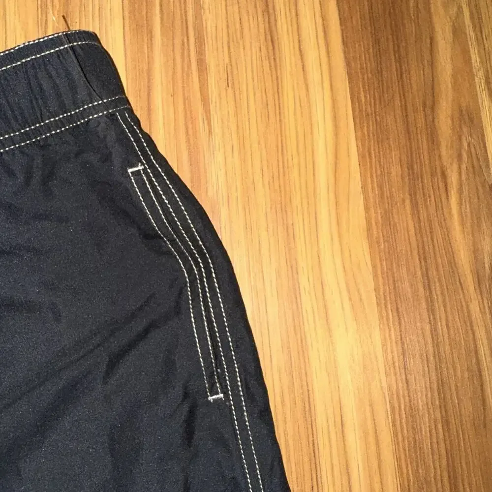 True Religion Lined Board Shorts Men’s Size XL Black NWT MSRP $99